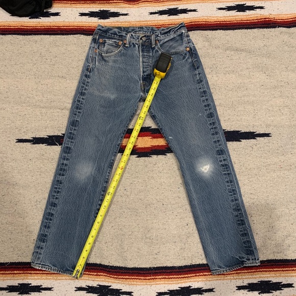 ❌SOLD❌ Vintage Levi’s 501 (Bundle + Save) - Picture 2 of 5